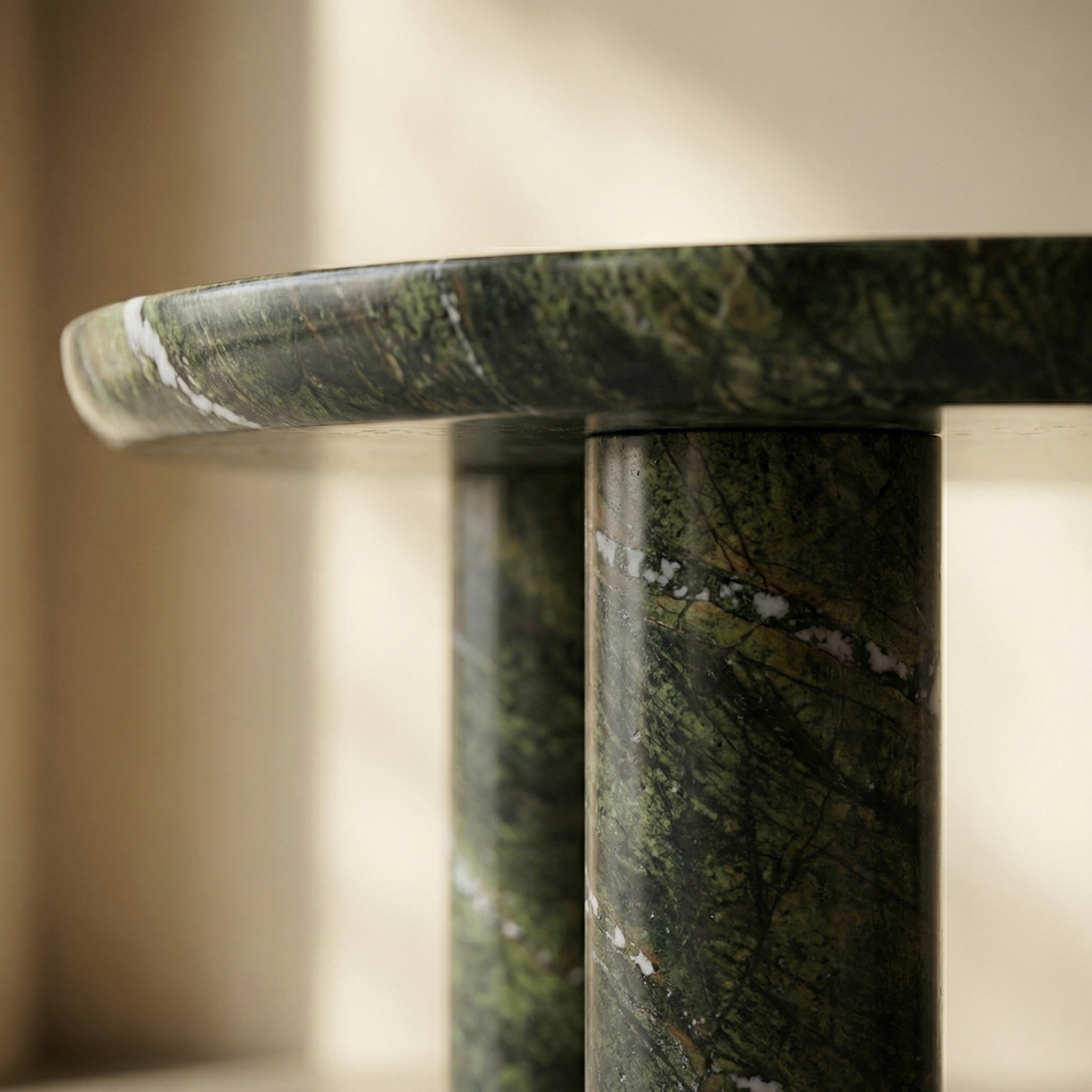 Leg-to-top joint — stone-on-stone connection detail