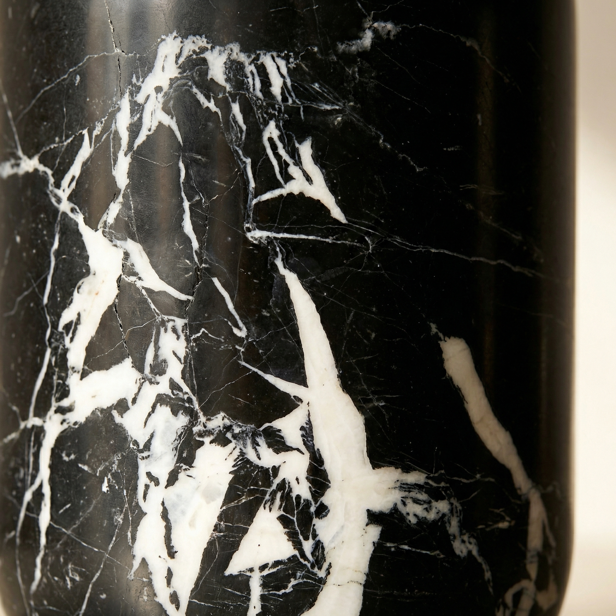 Marble veining detail